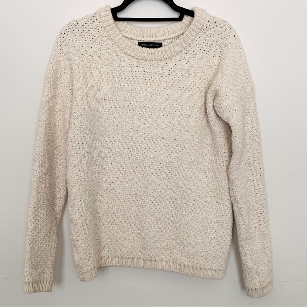 BANANA REPUBLIC white cream cable knit sweater